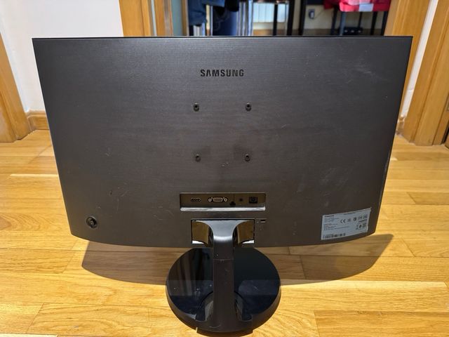 Samsung LC24F390FHRXEN 23.5" LED FullHD FreeSync Curva