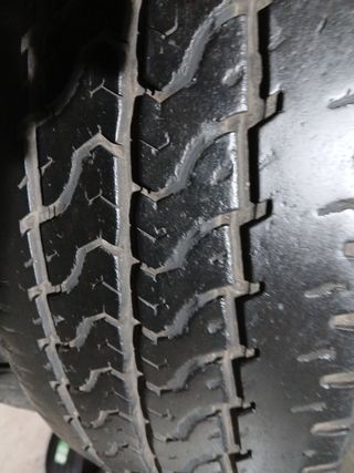 225 65 16 112/110R DUNLOP ECONODRIVE