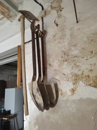 Pales paleta. Pala albañil Aixades i rasclets.