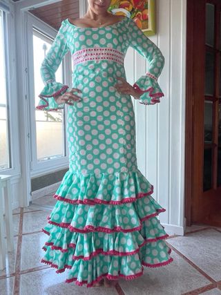Traje flamenca lunares