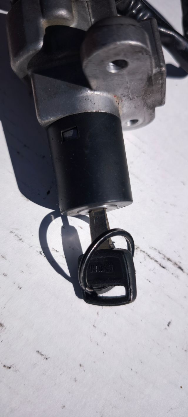 Conjunto de cerraduras Ducati