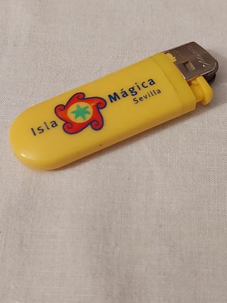 Isqueiro da Isla Mágica de Sevilha.