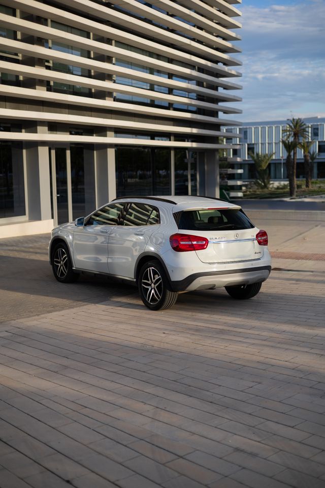 Mercedes-Benz GLA 2014 220d