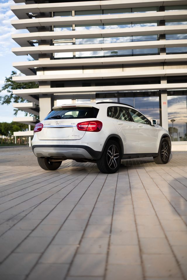 Mercedes-Benz GLA 2014 220d