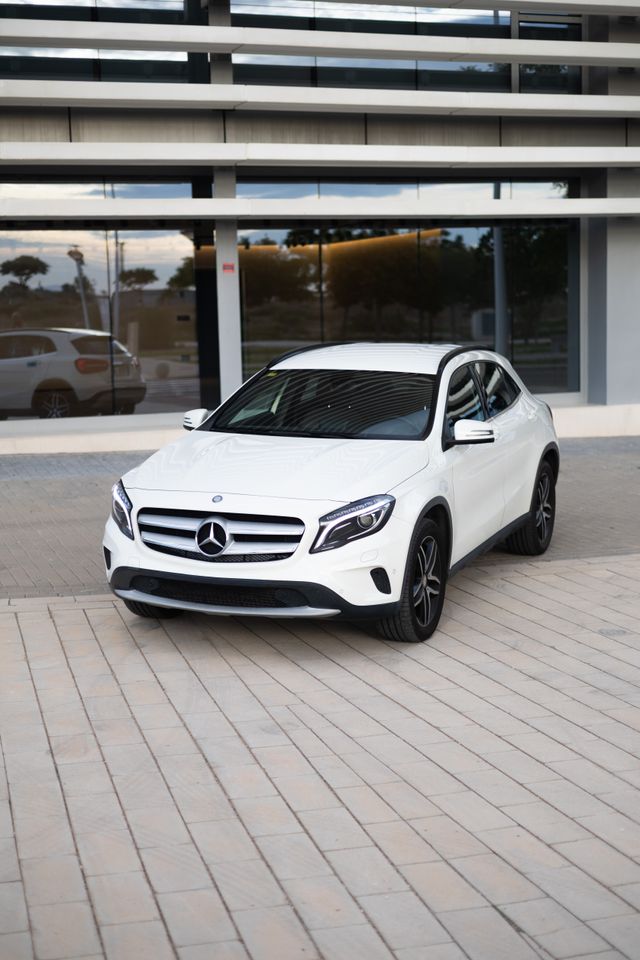 Mercedes-Benz GLA 2014 220d