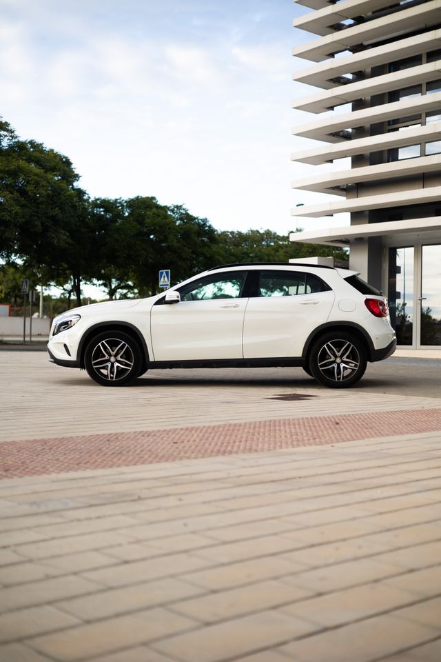 Mercedes-Benz GLA 2014 220d