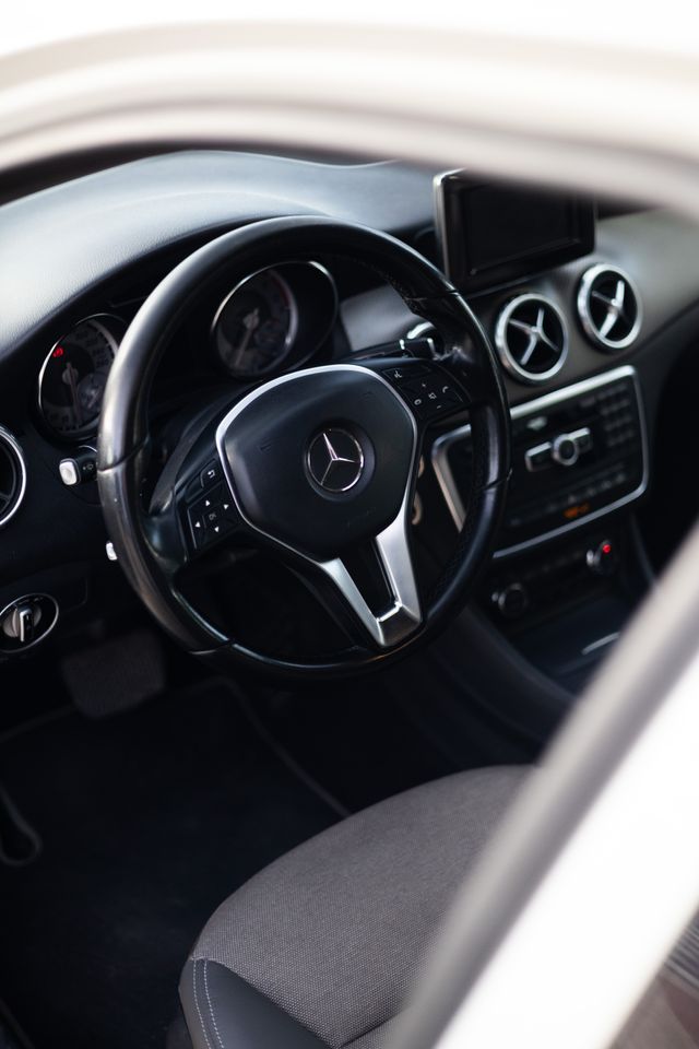 Mercedes-Benz GLA 2014 220d