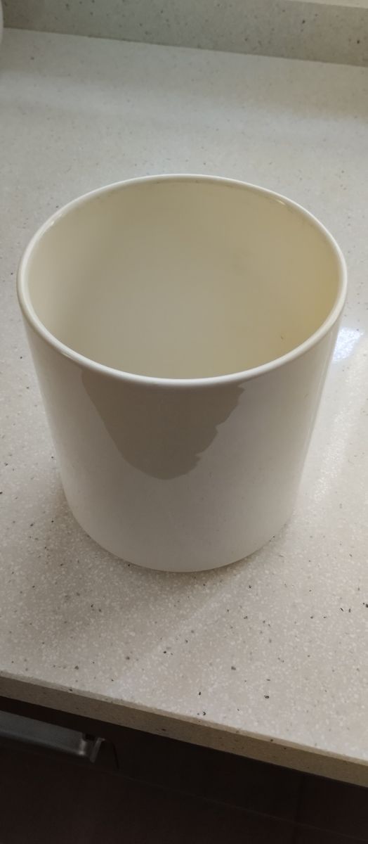 Contenitore per stoviglie