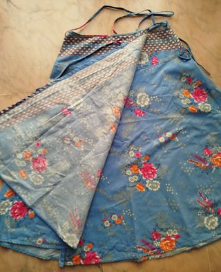 Falda pareo abierta creo que talla XS