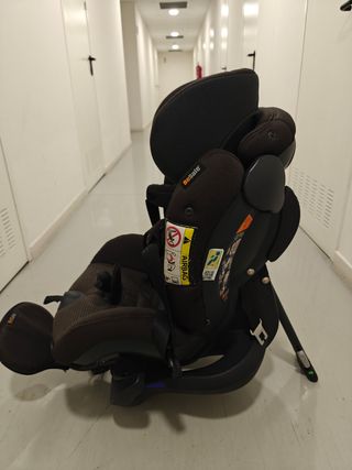 Silla y Funda Besafe iZi Plus a contra marcha