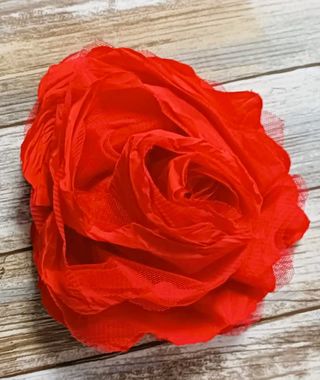 Tocado rojo