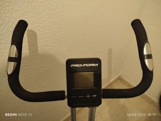 Bicicleta estática plegable. PRO-FORM
