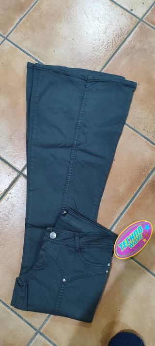Pantalones Acampanados.