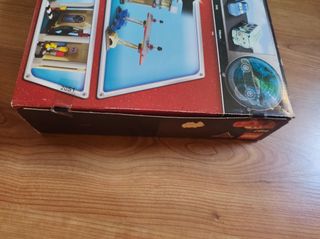 ✅ Lego 8487 Gasolinera de Flo. Cars 2.