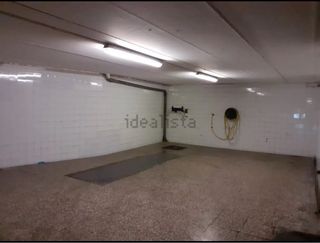 Parcela de garaje cerrada