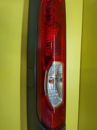 ✅PILOTO TRASERO IZQUIERDO RENAULT TRAFIC II * 