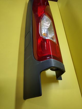 ✅PILOTO TRASERO IZQUIERDO RENAULT TRAFIC II * 