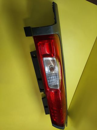 ✅PILOTO TRASERO IZQUIERDO RENAULT TRAFIC II * 