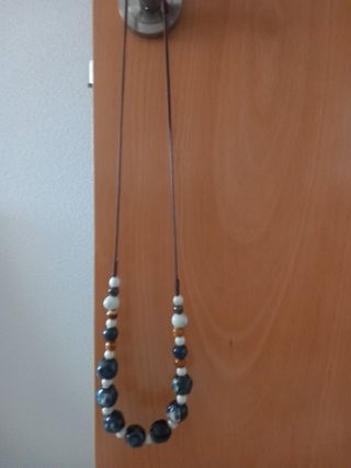 COLLAR DE CUENTAS