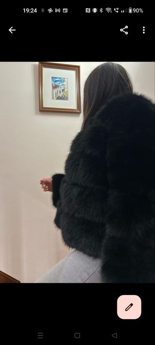 Chaquetón negro nuevo con etiquetas