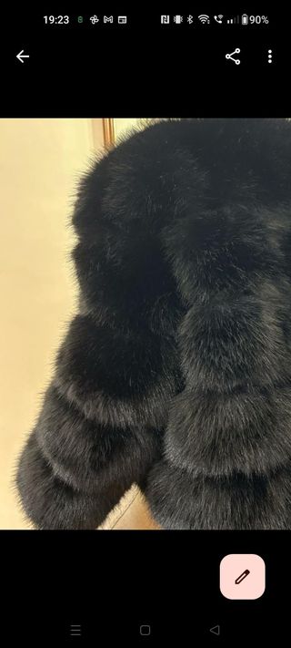 Chaquetón negro nuevo con etiquetas