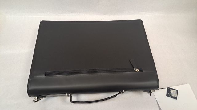 Maletín negro de piel de Busquets