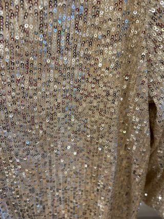 Camiseta de manga larga de lentejuelas beis