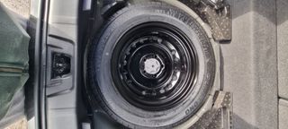 Rueda galleta Nissan Qashqai 2021+corchos maletero