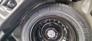 Rueda galleta Nissan Qashqai 2021+corchos maletero