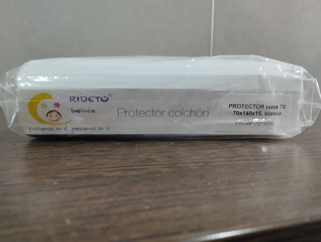 Protector de colchón para cuna