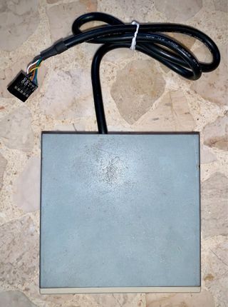 Lector tarjetas USB 3.5” Beige con puerto USB