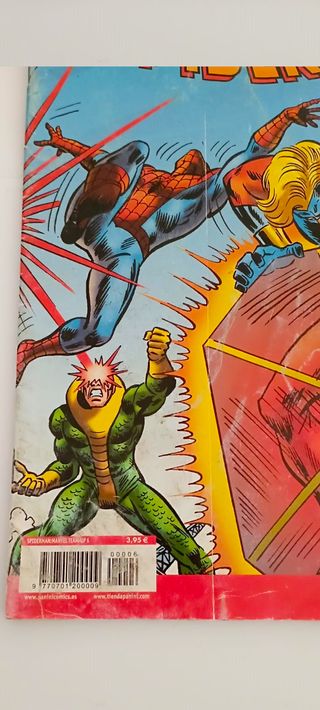 SPIDERMAN MARVEL TEAM UP.