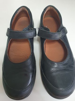 Zapatos escolares niña