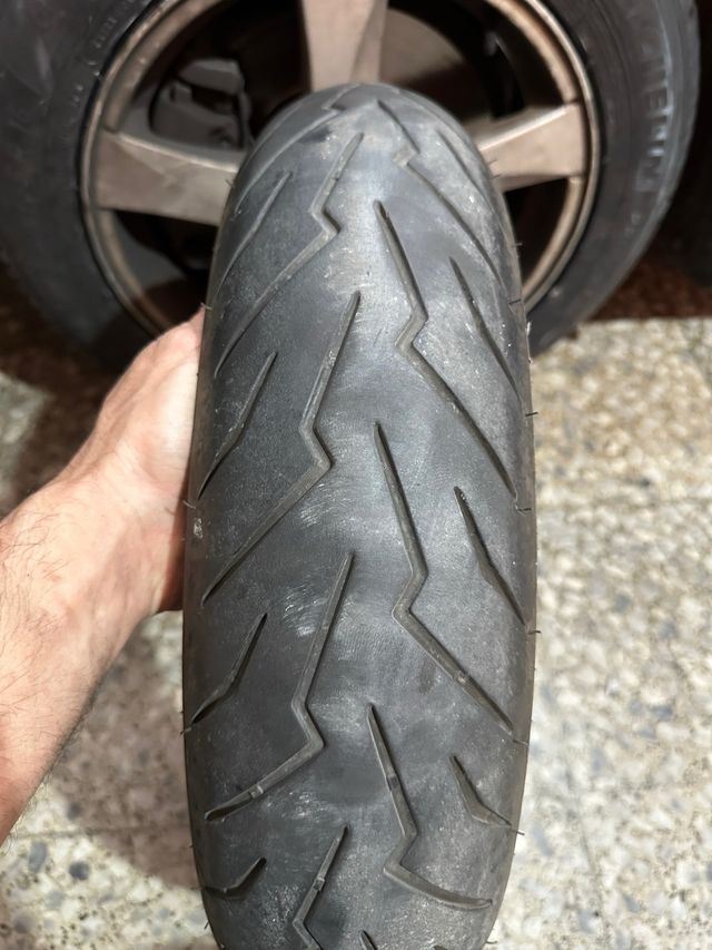 neumatico Tmax . pirelli diablo rosso 120/70-15