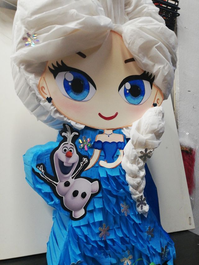 Piñata Elsa Frozen