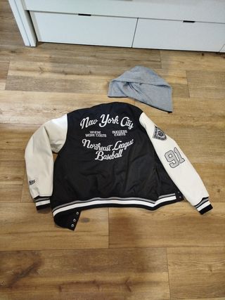 Bomber pull and bear