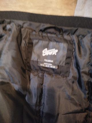 Bomber pull and bear