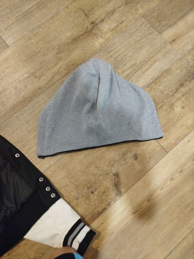 Bomber pull and bear