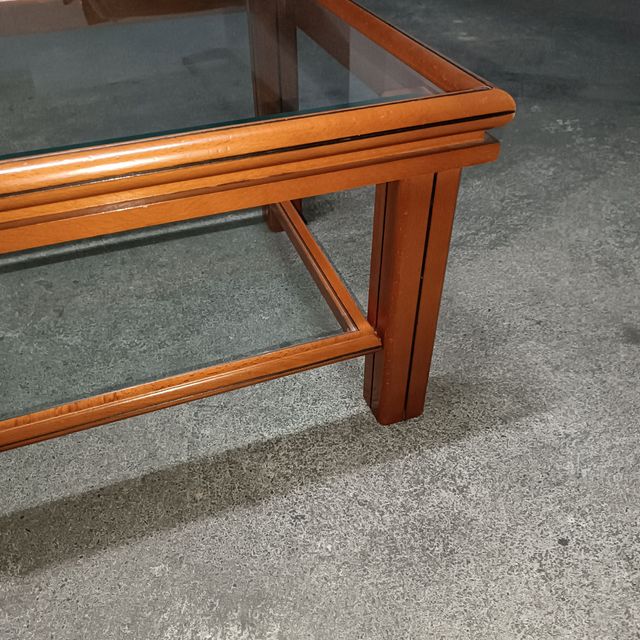 Mesa baja de comedor en madera de cerezo