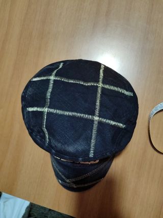 Berretto con visiera