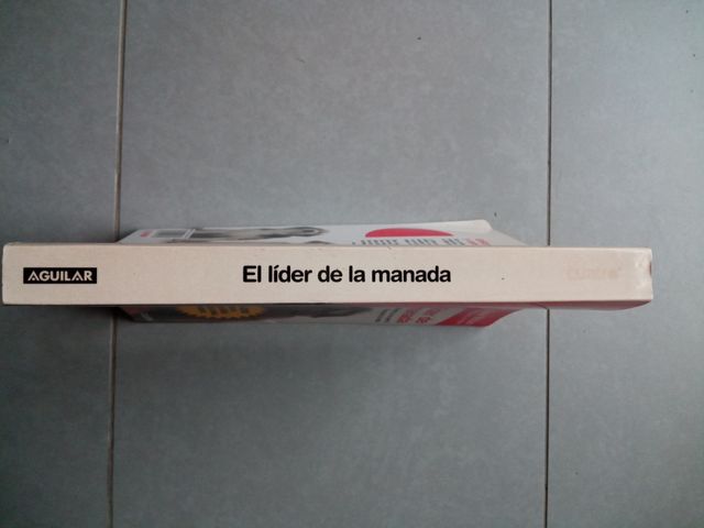 El líder de la manada: Adiestra a tu perro. Renueva tu vida (OTROS GENERALES AGUILAR.) (Spanish Edition)