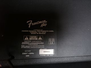 1990 Fender Frontman