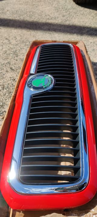 Rejilla-parrilla skoda Octavia mk1 1U0853651