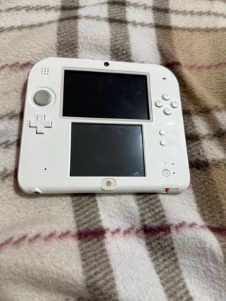 Nintendo 2ds impoluta