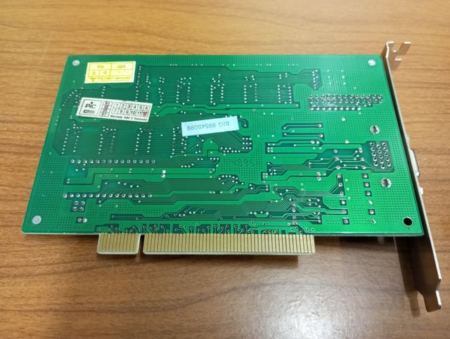Tarjeta gráfica Trident 9440 1MB PCI