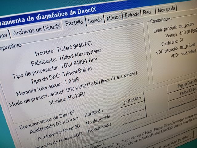 Tarjeta gráfica Trident 9440 1MB PCI