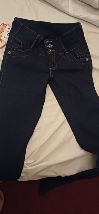Jeans Colombianos pushap a estrenar con etiqueta