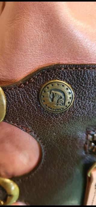 Bolso Petusco de auténtica piel.Nuevo
