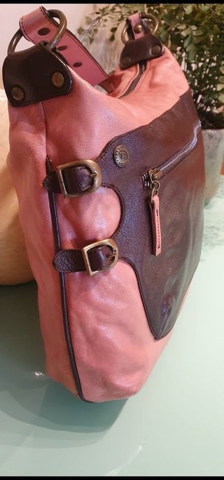 Bolso Petusco de auténtica piel.Nuevo