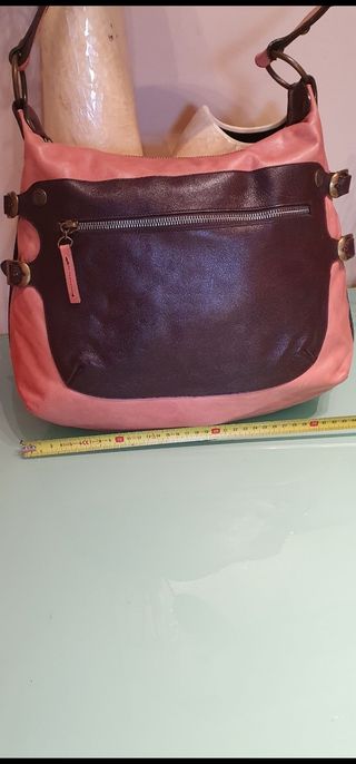 Bolso Petusco de auténtica piel.Nuevo